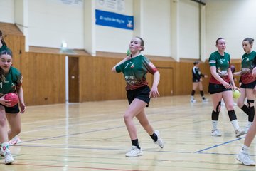 Bild 112 - wCJ TSV Ellerau - HSG Kremperheide/Muensterdorf : Ergebnis: 22:20